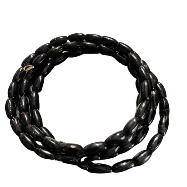 memory-wire-black-glossy-beads-bracelet